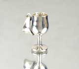 �h�O���C���h �y�L���[�r�b�N�W���R�j�A�z