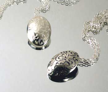 �V���o�[�y���_���g �h�����[ �I���U �I�[�o���h