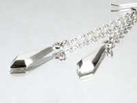 �N���X�^���`���[��